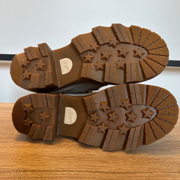 SOREL Joan Now Lace, Omega Taupe, Size 8 - Picture 6 of 10